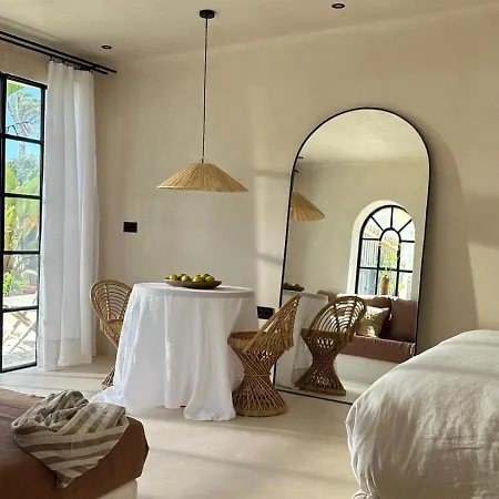 Luxury Front Boutique Hideaway With Pool - Casita Mas Tranquila Domek alpejski *