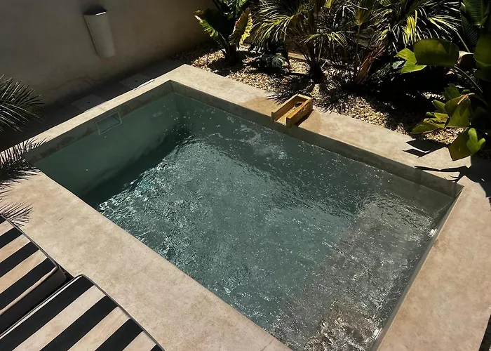 Luxury Front Boutique Hideaway With Pool - Casita Mas Tranquila 콘일데라프론테라