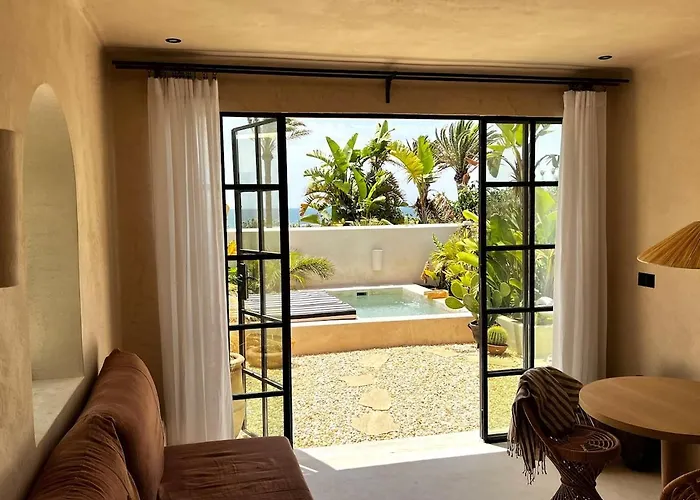 샬레 Luxury Front Boutique Hideaway With Pool - Casita Mas Tranquila *