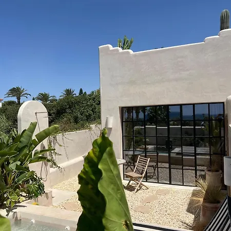 Luxury Front Boutique Hideaway With Pool - Casita Mas Tranquila Dağ evi *