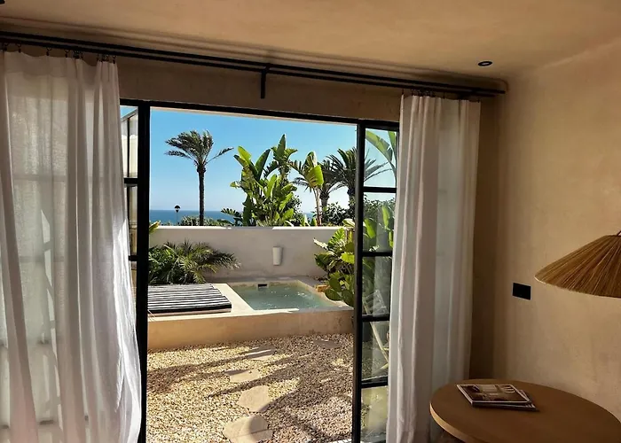 Luxury Front Boutique Hideaway With Pool - Casita Mas Tranquila Dağ evi *