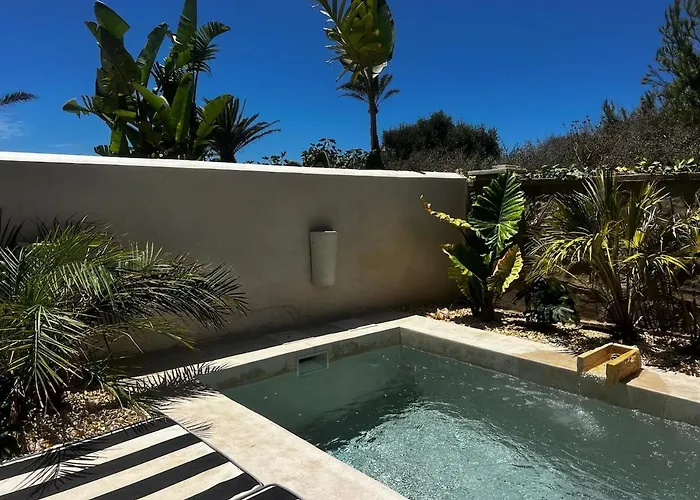 Dağ evi Luxury Front Boutique Hideaway With Pool - Casita Mas Tranquila *