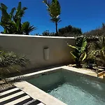 Chalet Luxury Front Boutique Hideaway With Pool - Casita Mas Tranquila *